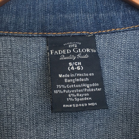 Sz Small (4-6) Denim jacket Faded Glory - Picture 5 of 6